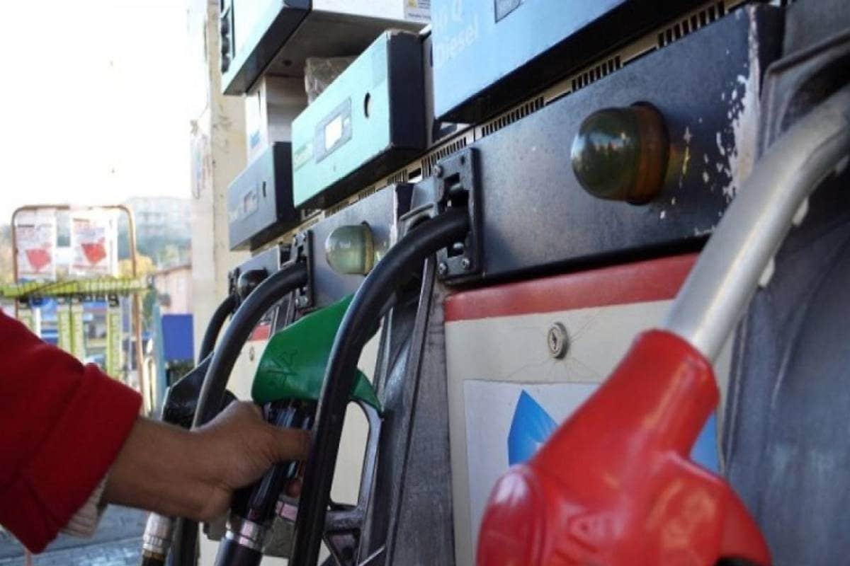 Petrol-Diesel Rates: ਪੰਜਾਬ ਵਿਚ ਸਸਤਾ ਹੋਈ ਤੇਲ, ਪੈਟਰੋਲ ਅਤੇ ਡੀਜ਼ਲ ਦੀਆਂ ਤਾਜ਼ਾ ਕੀ