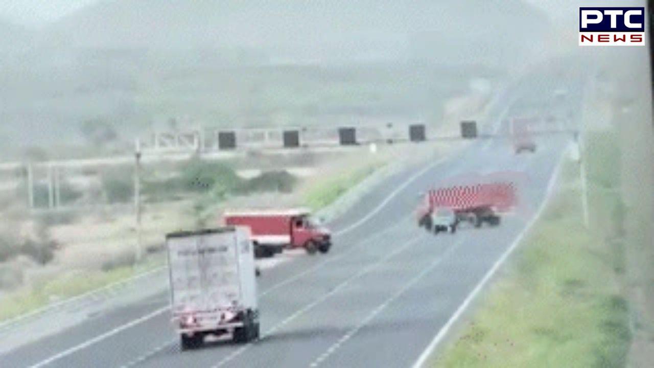 Six killed as car hits truck making improper u-turn on Rajasthan highway