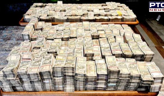 Cash worth Rs 26 crore was recovered during tax raids at Surana Jewellers in Nashik