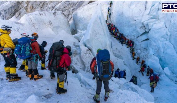 Another Indian mountaineer dies during Mount Everest climbing season; video captures ‘traffic jam’ of climbers | Watch