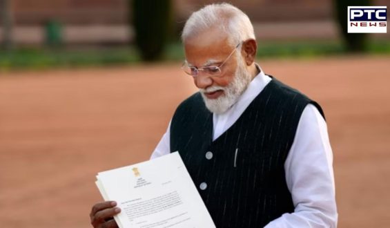 Who all are expected to attend Narendra Modi’s oath-taking ceremony?