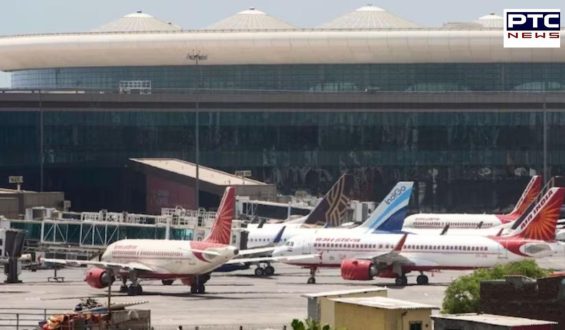 Near miss at Mumbai Airport as two planes simultaneously take off and land on same runway