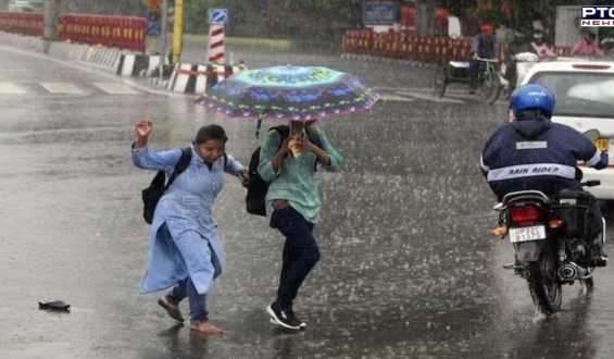 Heavy rain in Delhi provides welcome relief from intense heat