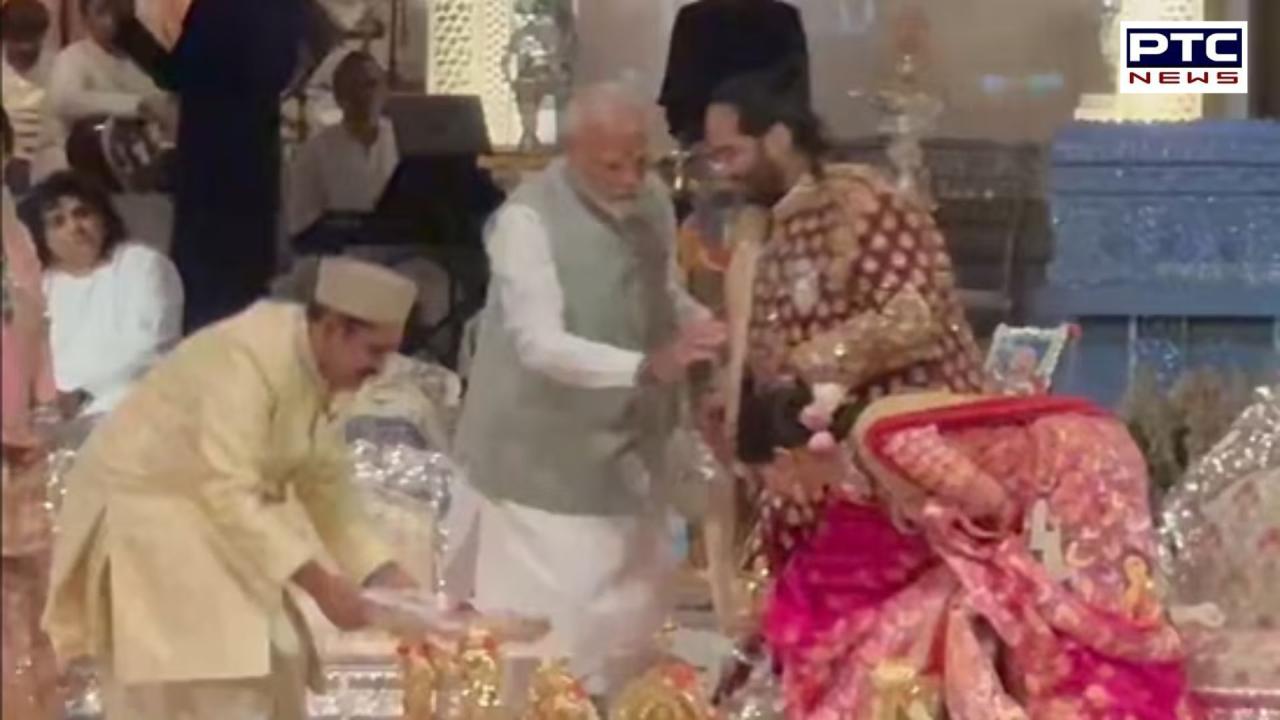 Newlyweds Anant Ambani and Radhika Merchant touch PM Modi’s feet to seek his blessings at Shubh Aashirwad ceremony