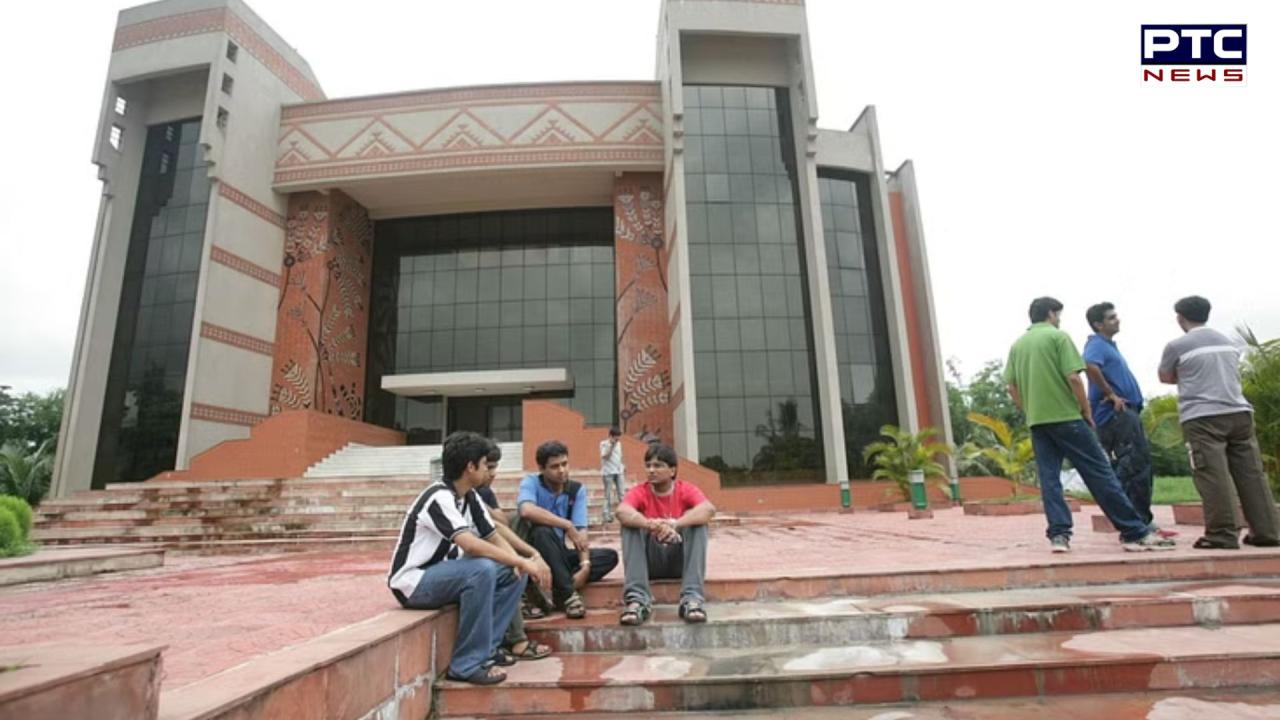 IIM Calcutta alerts students to beware of fake CAT 2024 websites