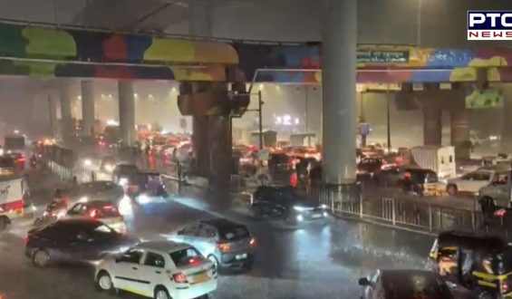 Mumbai rains paralyse commuters stranded, schools and colleges shut down